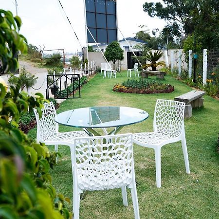 Paradise Perfect - Non Smoking Non Alcoholic No Unmarried Couples Ooty Kültér fotó